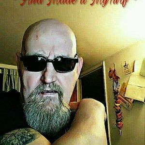 Meet your Posher, Lois